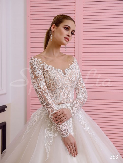https://www.sposa-lia.com/images/stories/virtuemart/product/353       (2).jpg
